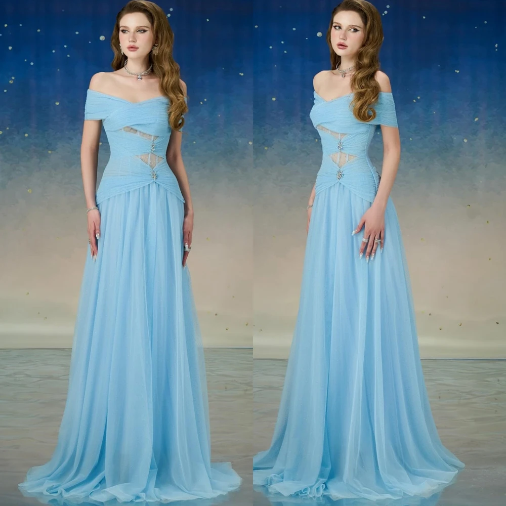 Нежное шифоновое вечернее платье без бретелек по индивидуальному заказу. Изящные платья для выпускного вечера с открытыми плечами. Изысканные платья для особых случаев.