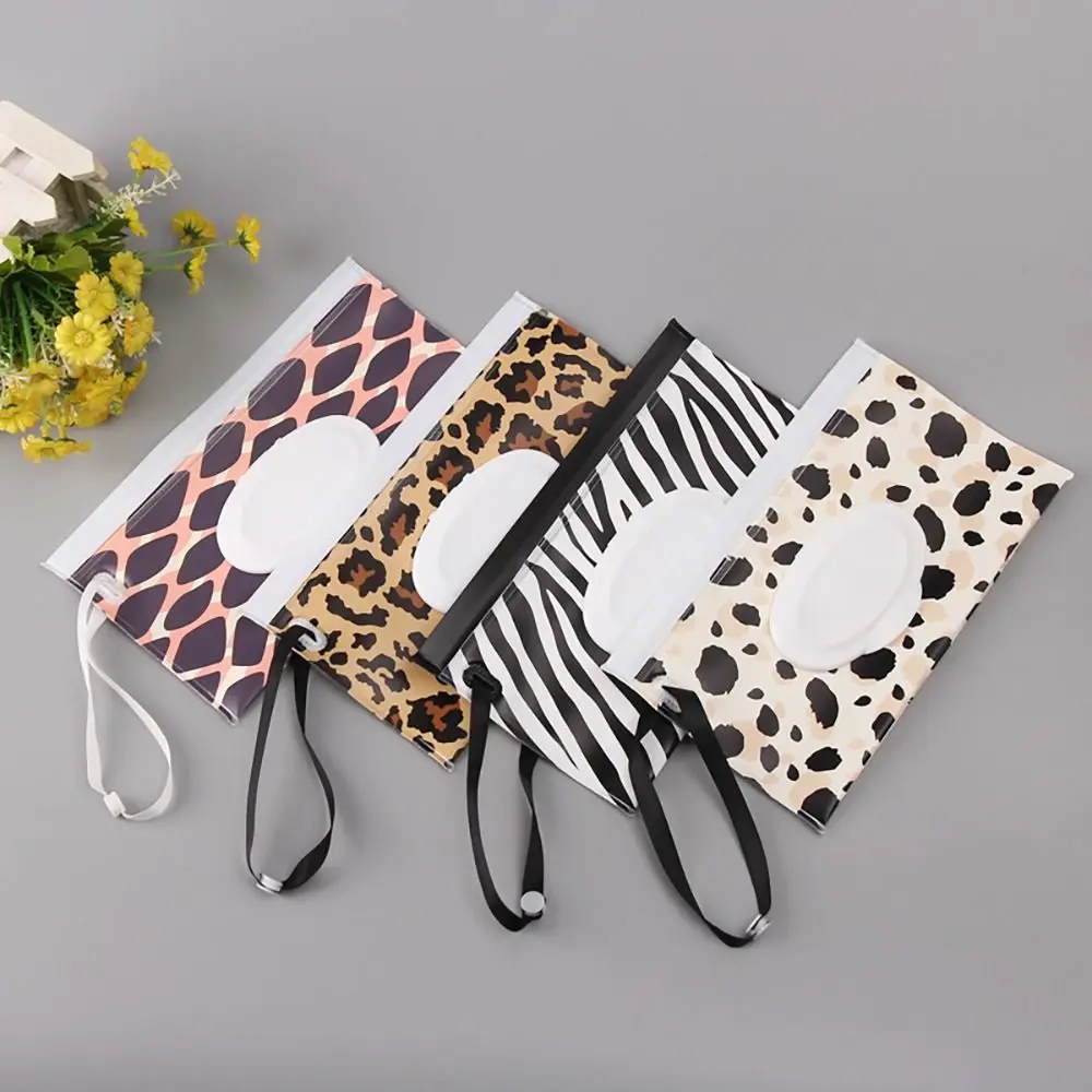 Fashion Portable Carrying Case Flip Cover Stroller Accessories Wipes Holder Case Wet Wipes Bag Tissue Box Cosmetic Pouch