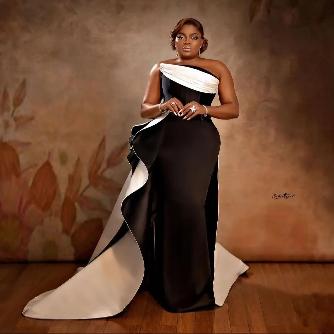 Plus Size African Black and White Long Evening Dresses with Overlay Customized Asoebi Wedding Party Dress Nigerian Formal Gowns