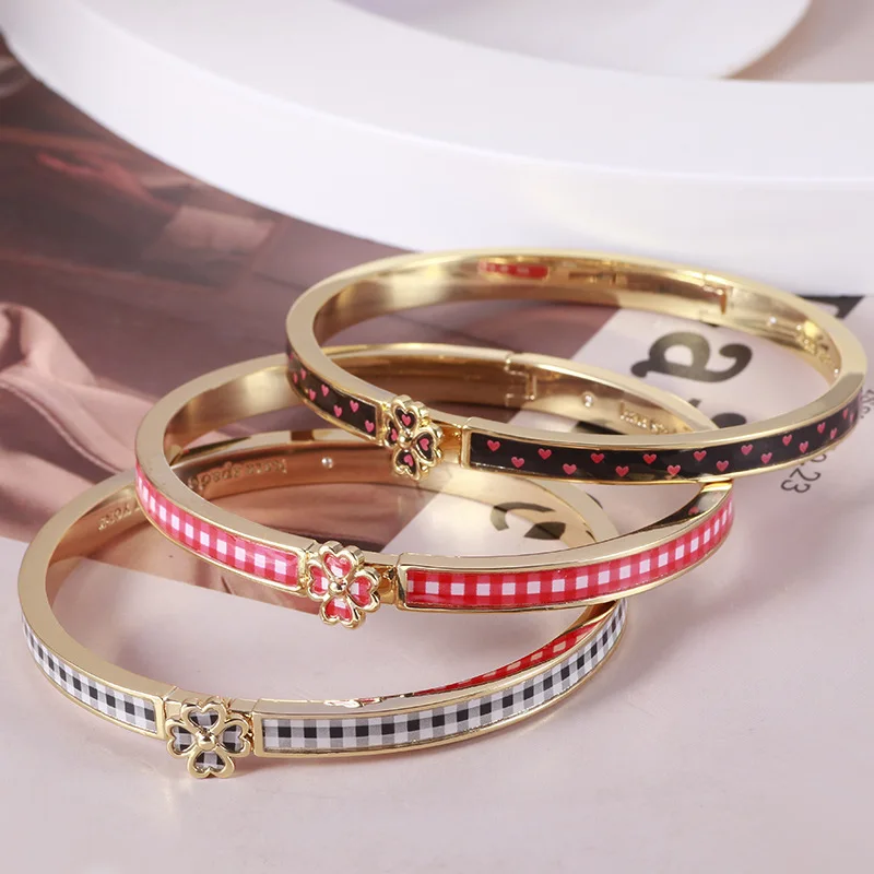 KS European and American New Retro Exquisite Gorgeous Hand-painted Enamel Geometric Plaid Four-leaf Clover Petals Love Bracelet