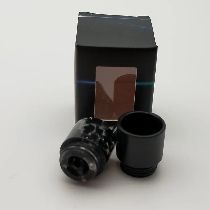 2 ชิ้นสีดํา 810 เคล็ดลับหยด Clrane POM เรซิ่นสําหรับ RDA RTA เครื่องทนความร้อนถังอุปกรณ์เสริมคุณภาพสูง