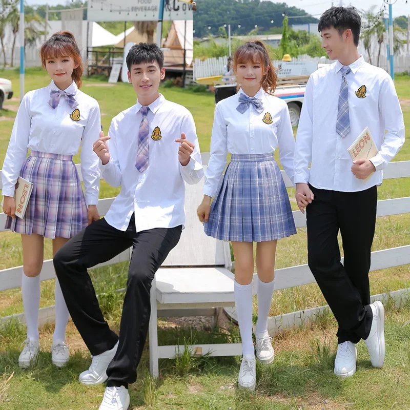 School uniform set, college style,  summer junior high school, elementary school, sixth grade graduation photo, class