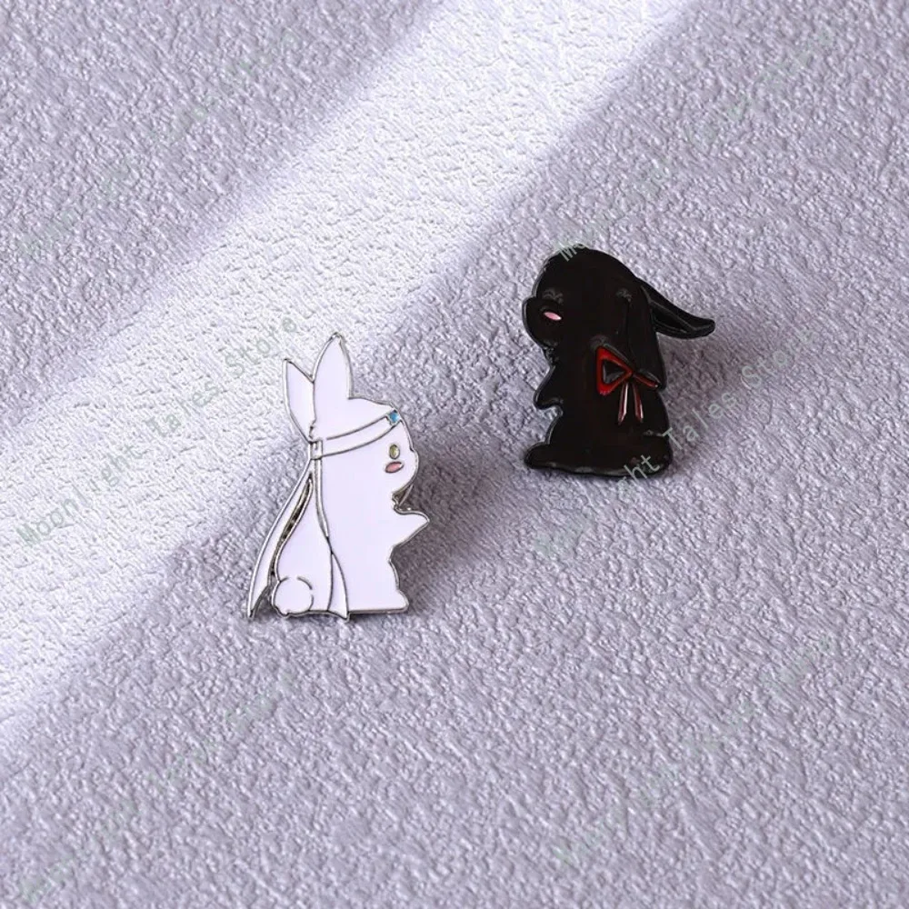

Grandmaster of Demonic Cultivation Brooch Cute Cartoon Bunny Alloy Badge Chen Qianling Wangxian Couple Rabbit Pin Accessories