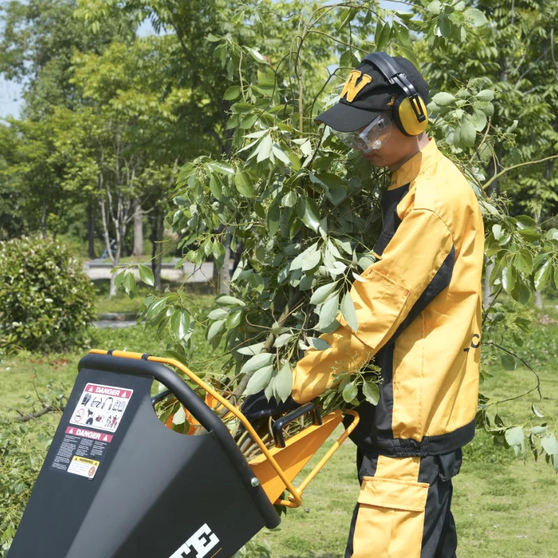 2024 Tractor Wood Chipper Tree Branches Shredder Trituradora De Ramas De Arbol Tree Branch Crusher Mulcher Chipper