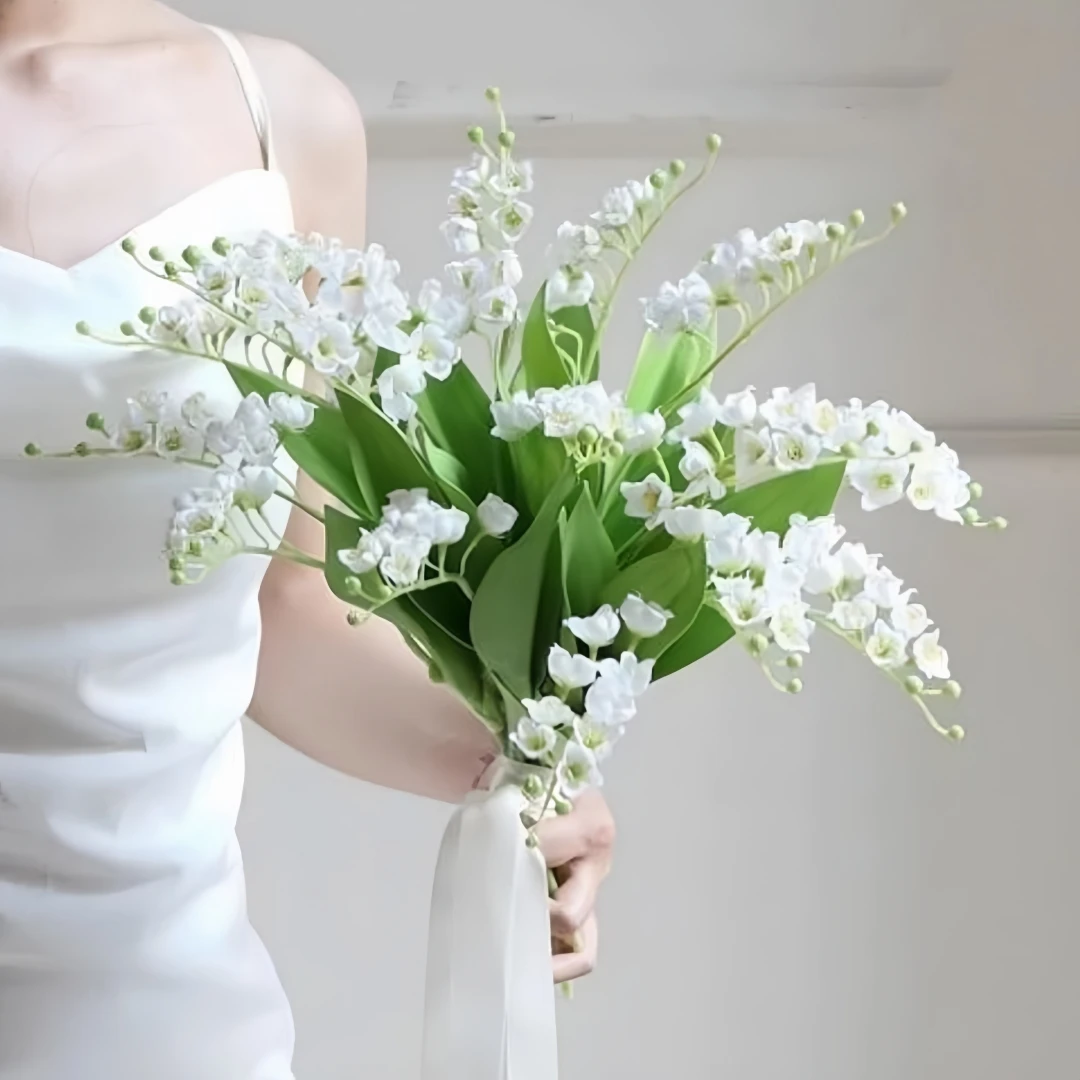 Ramo de flores artificiales de lirio blanco del valle, plantas artificiales de plástico para bodas, compromisos, decoración del hogar, versátil