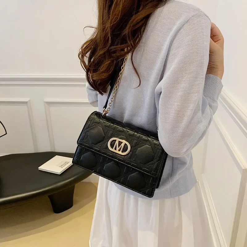 

Классическая высококачественная женская сумка-шоппер с винтажным дизайном, большая вместимость и стильным кожаным материалом