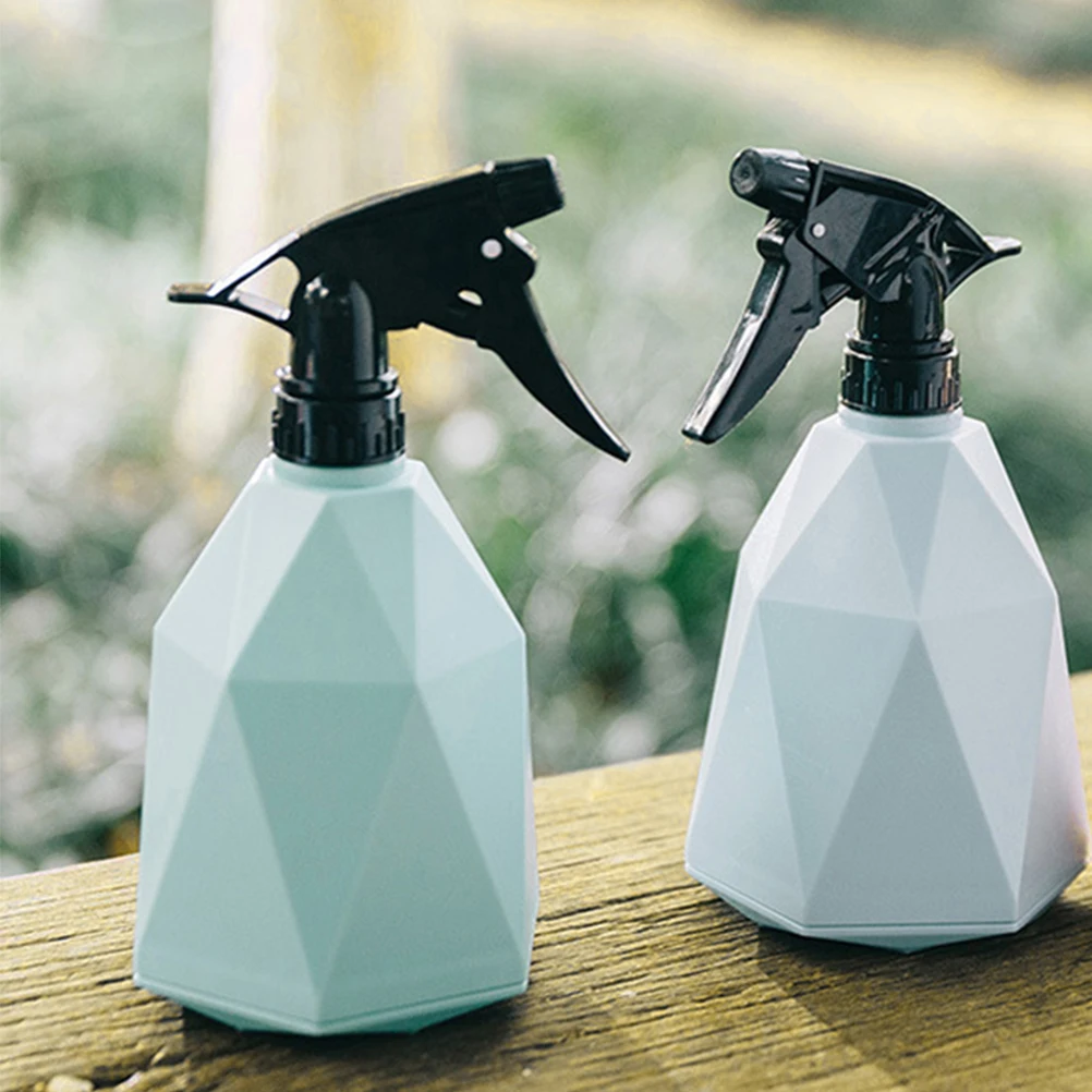 

3Pcs Premium Plastic Gardening Watering Cans Simple Geometry Pots Durable Sprinkling Can MultiUse Flower Spraying Bottle