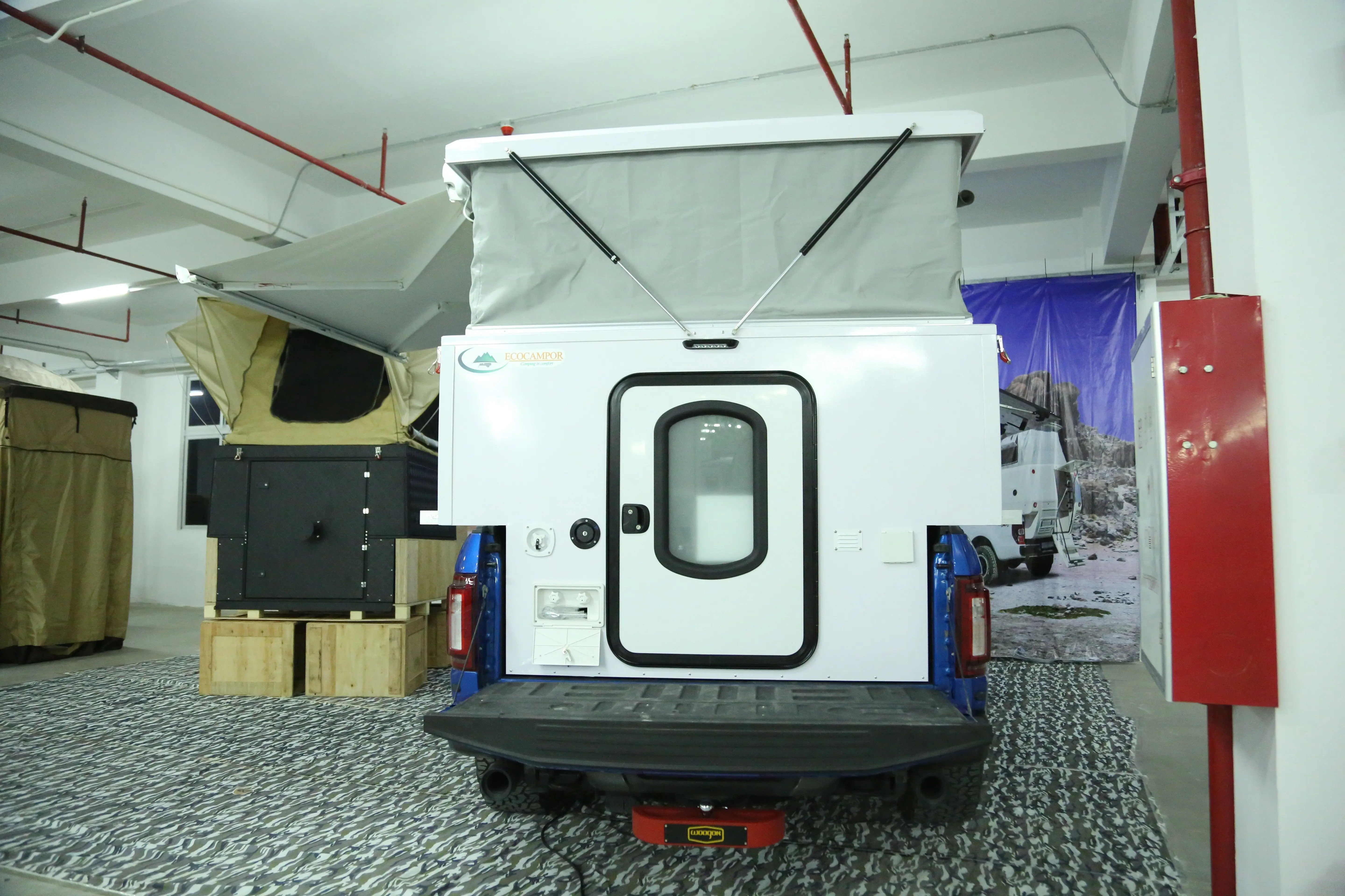 4x4 Pickup Outdoor Lightweight Luxury Popup Luxury Truck Camper With Slide Out Expedition Customized Camper RV F150 Caravan