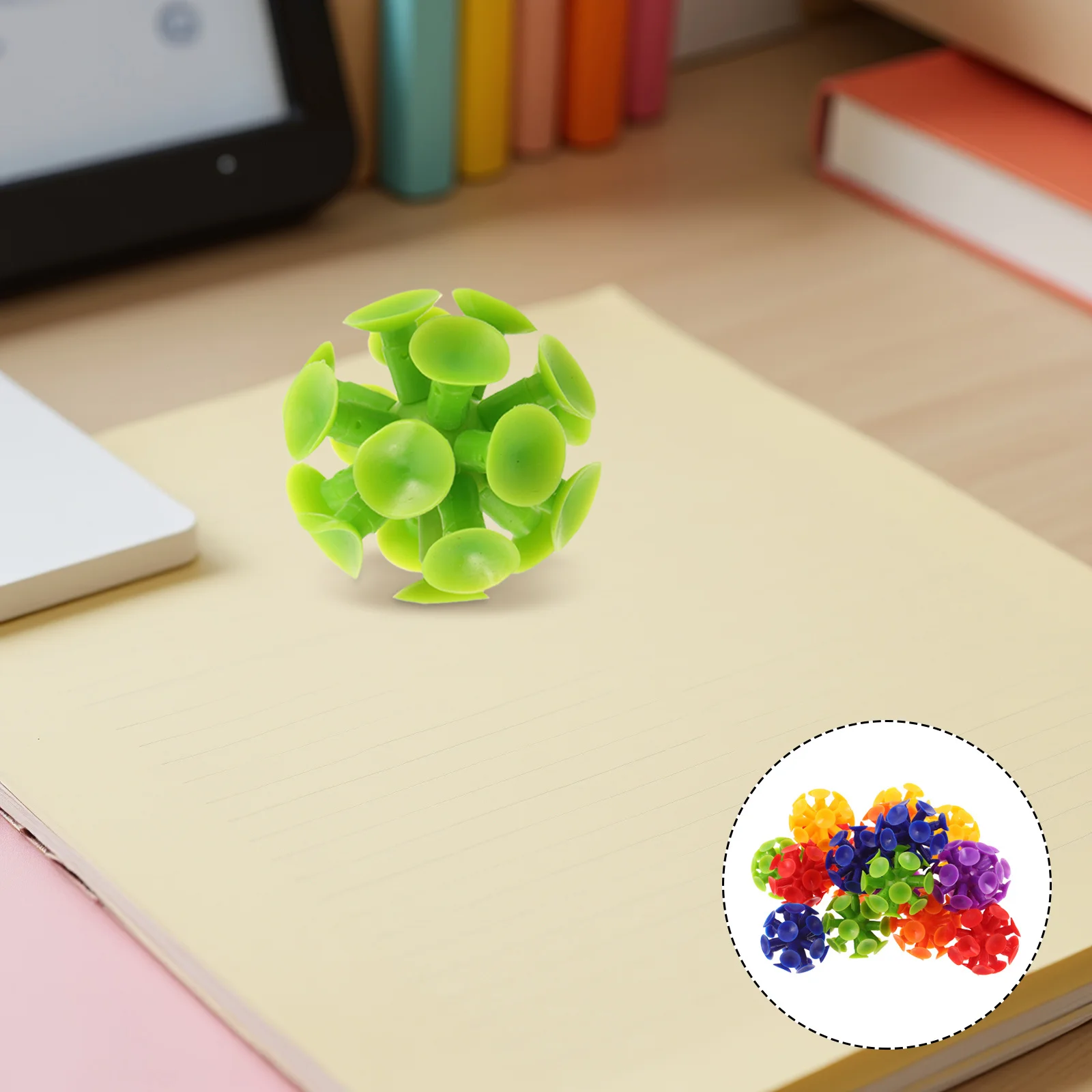 

18Pcs Suction Balls Solid Color Compact Size Kids Toss Catch Game Indoor Outdoor Birthday Party Playground Yard Beach Supplies