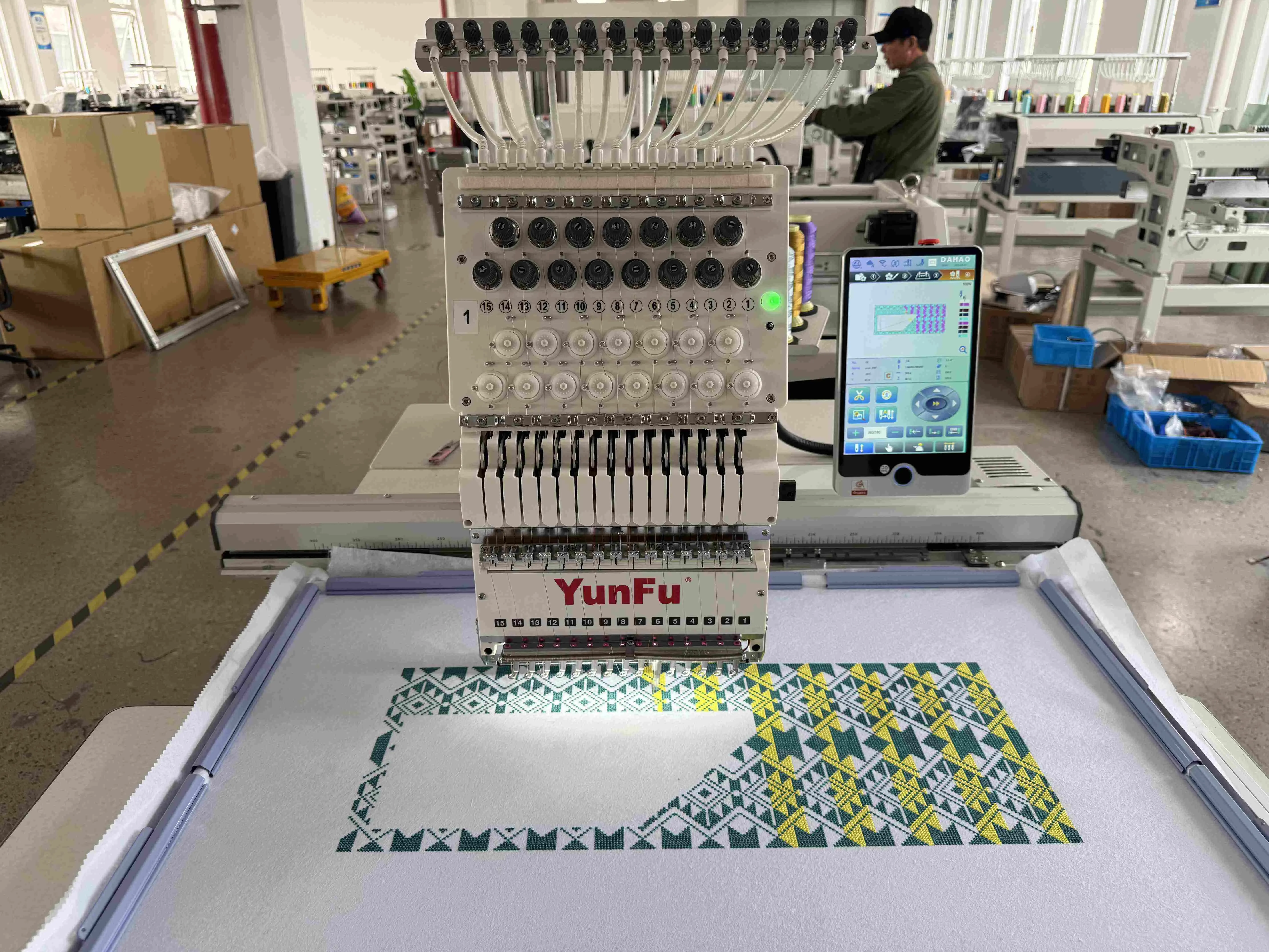 Dahao 12/15 Needle Single Head Embroidery Machine For Muslim Clothing New Or Used Tajima With Core Motor Computerized