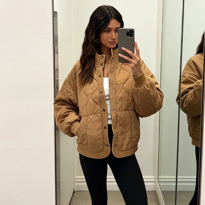 Women Loose Fit Stand Neck Quilted Coat Wave Stitching Snap Closure Raglan Long Sleeve Light Padded Jacket Commuter Outerwear