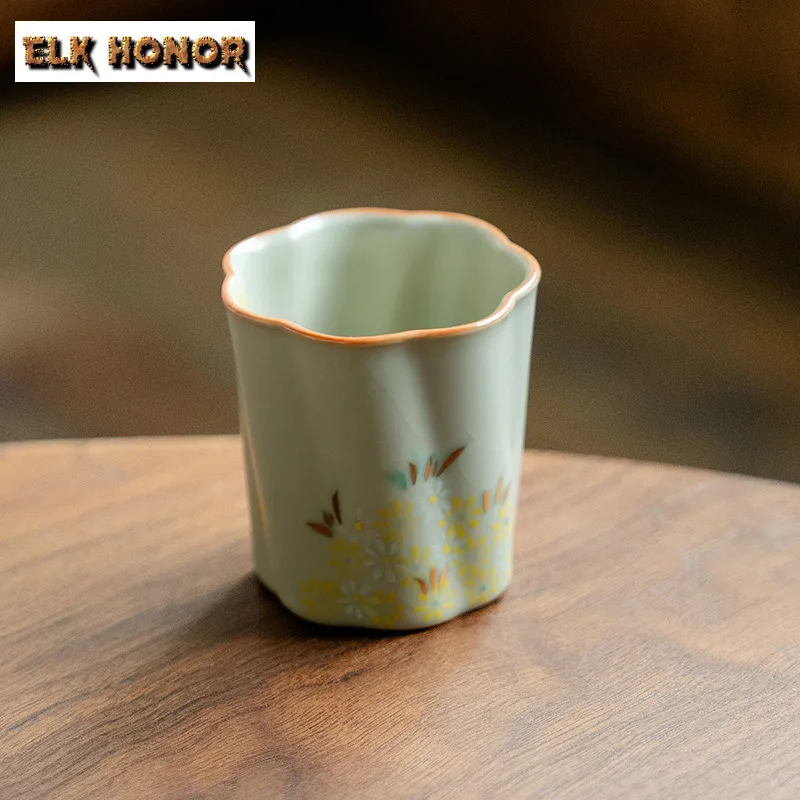 

65ml Ru Kiln Hand-painted Small Daisy Teacup Vintage Tea Bowl Single Cups Tea-tasting Smelling Cup Chazhan Master Cups Tea Items