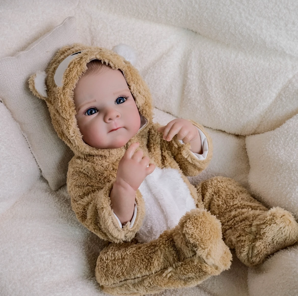 

19" Bettie Realistic Reborn Baby Doll – Lifelike Newborn Girl with Soft Body, Hand-Painted Features | An Ideal Gift for Kids