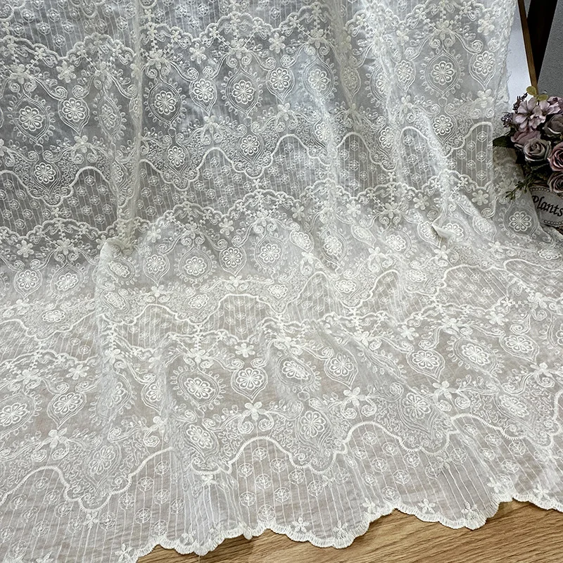 

Vintage royal-style lace embroidered fabric, clothing and accessory materials for DIY handmade wedding dress embroidery