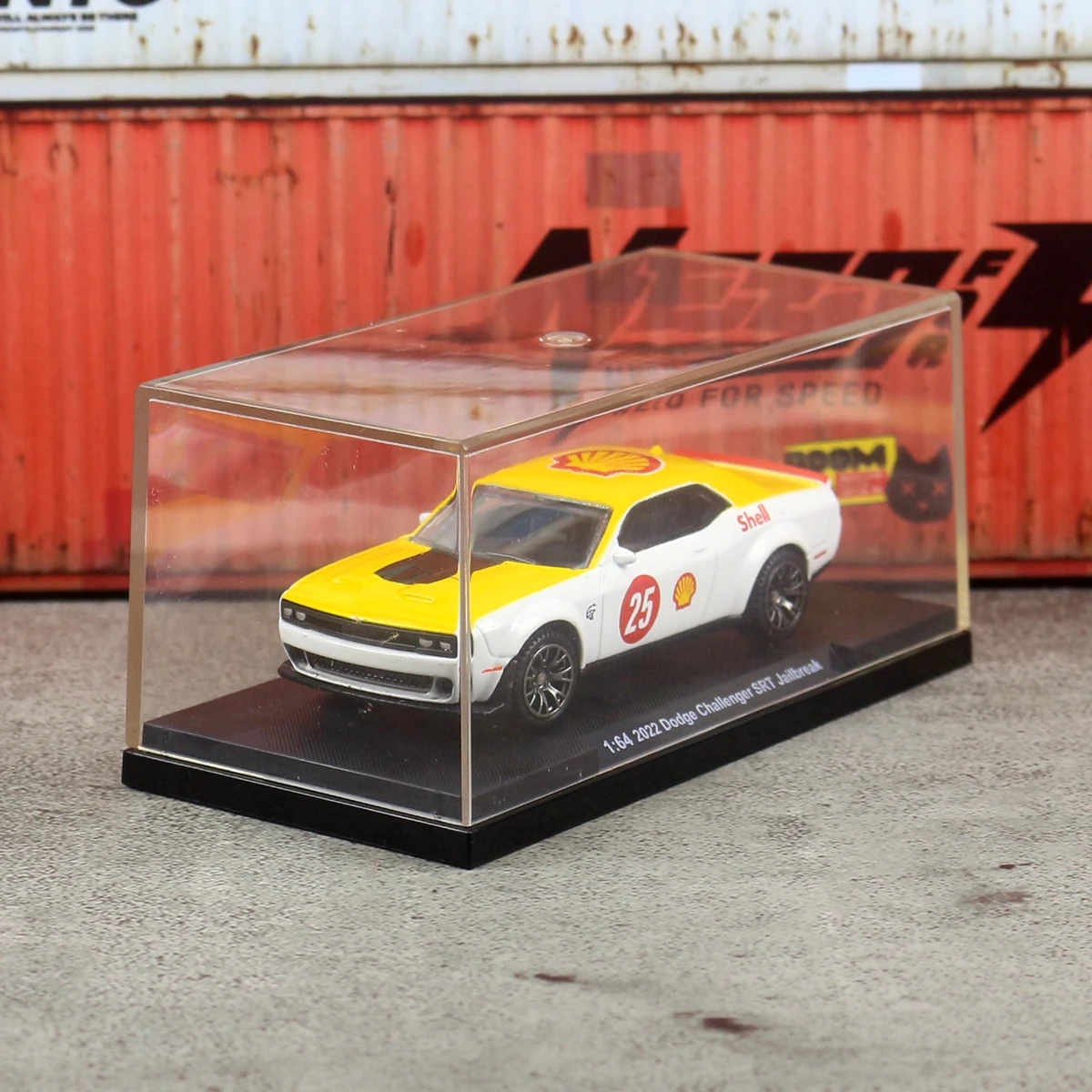 CCA 1/64 Dodge Challenger SRT Hellcat Diecast Toy Car Model with Display Box Free Wheels Collection Miniature Gift For Kid