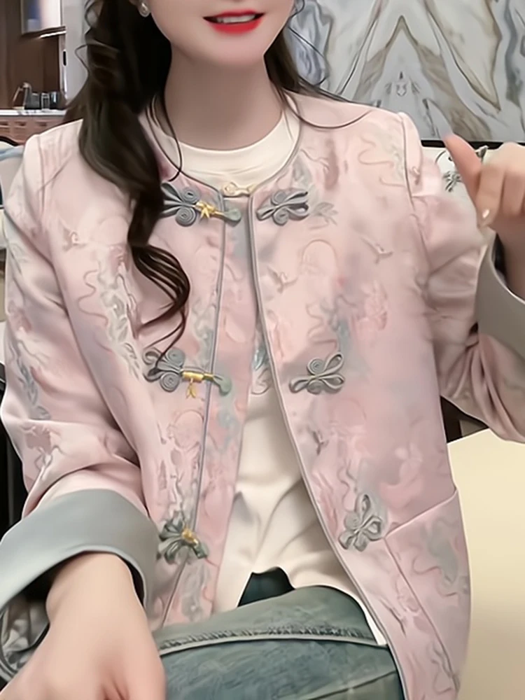 

Новая женская розовая куртка в китайском стиле, коллекция Осень-Зима 2025, высококачественное красивое пальто с пуговицами в стиле Сун Цзинь