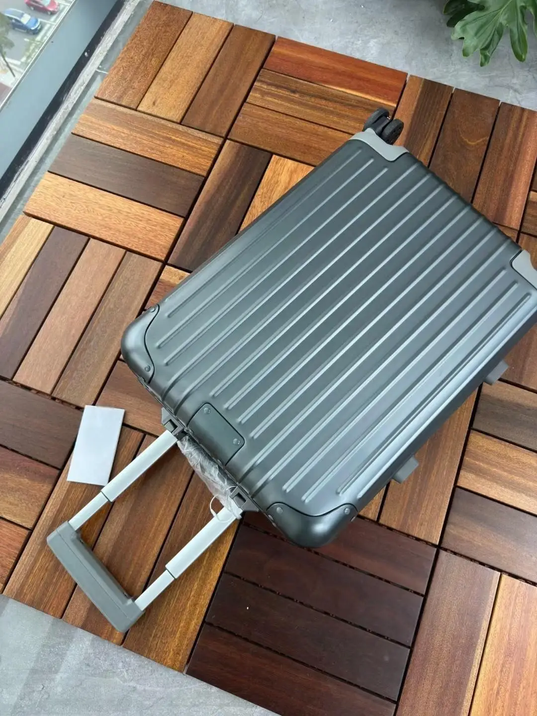 حقيبة سفر أساسية ذات سعة كبيرة حقيبة دوارة 25 حقيبة تروللي بعجلات جديدة حقيبة أعمال عصرية متعددة الوظائف