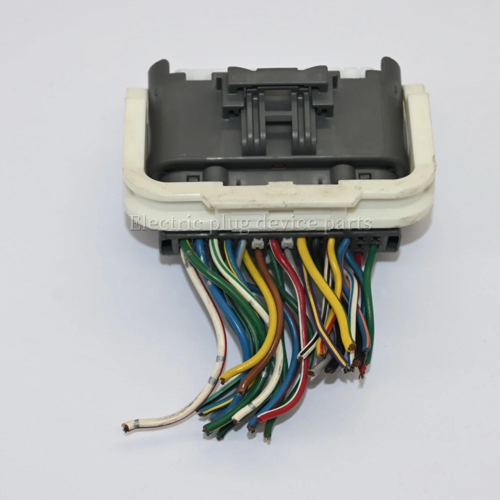 Original Transmission Control Module TCM TCU Connector Plug for Mazda
