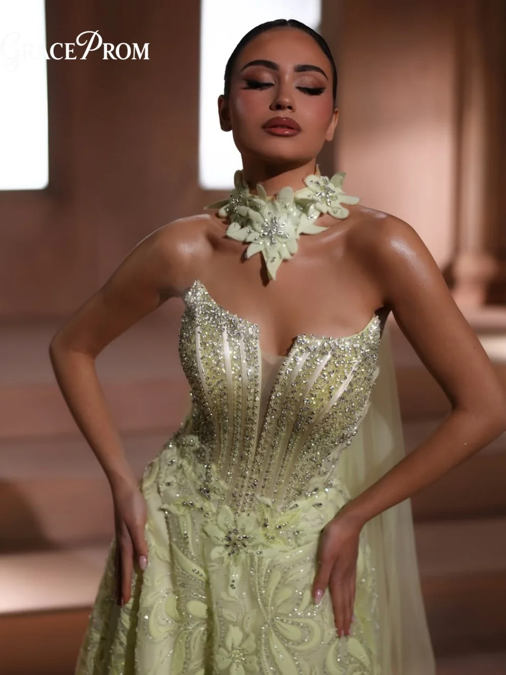 

Elegant Light Yellow Evening Gown Strapless Beaded Lace Ball Gown With Sheer Cape Party Dress For Wedding Guests فساتين سهرة