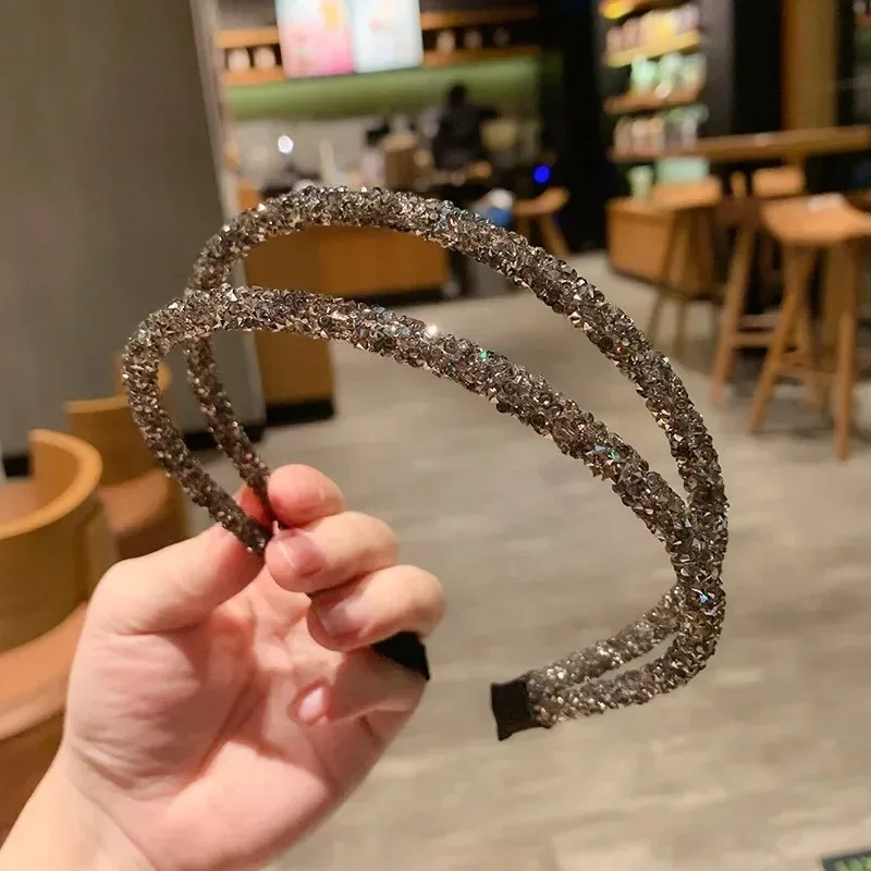 Kızlar için Rhinestone inciler saç çember boncuklu kafa çerçeve Hairband ince alaşım kafa şapkalar kadınlar saç aksesuarları