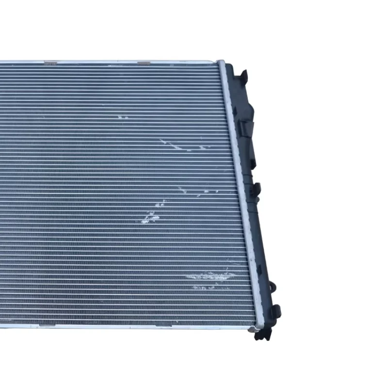 Hot Sale Auto Engine Parts Engine Cooling Water Tank Radiator Aluminum Coolant Radiator OE 0995008800 For Mercedes Benz GLC E213