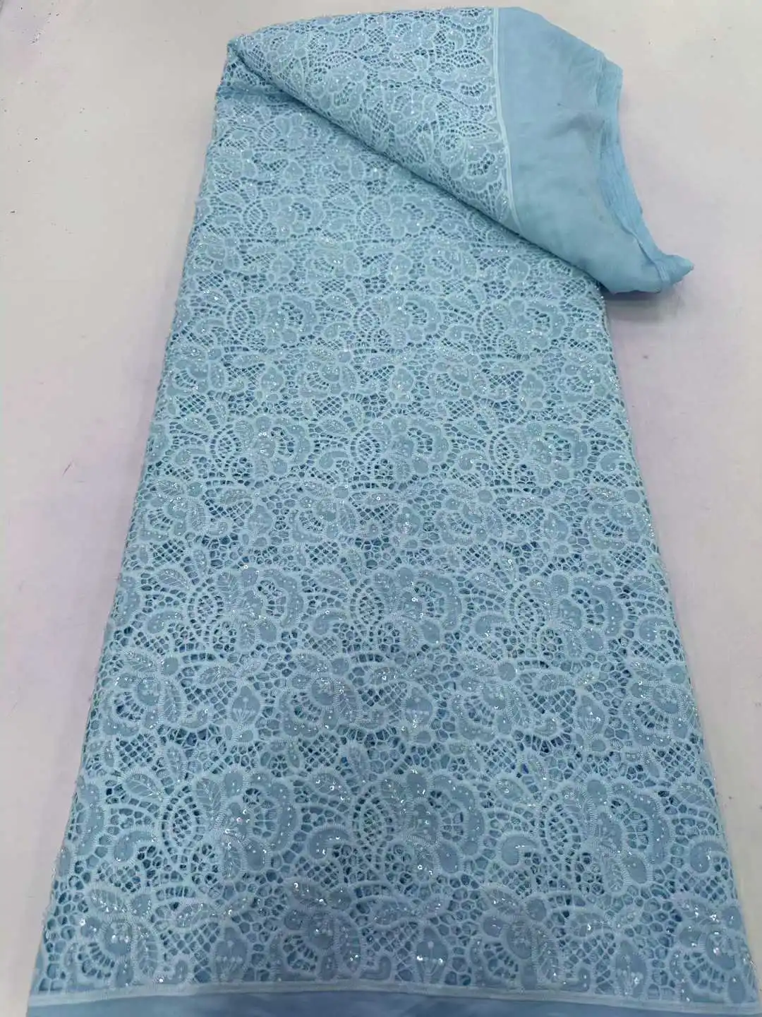 Tessuto africano del pizzo del cavo di seta del latte 2025 Pizzo di alta qualità Paillettes di lusso Lacci del cavo guipure nigeriano per abiti da festa di nozze