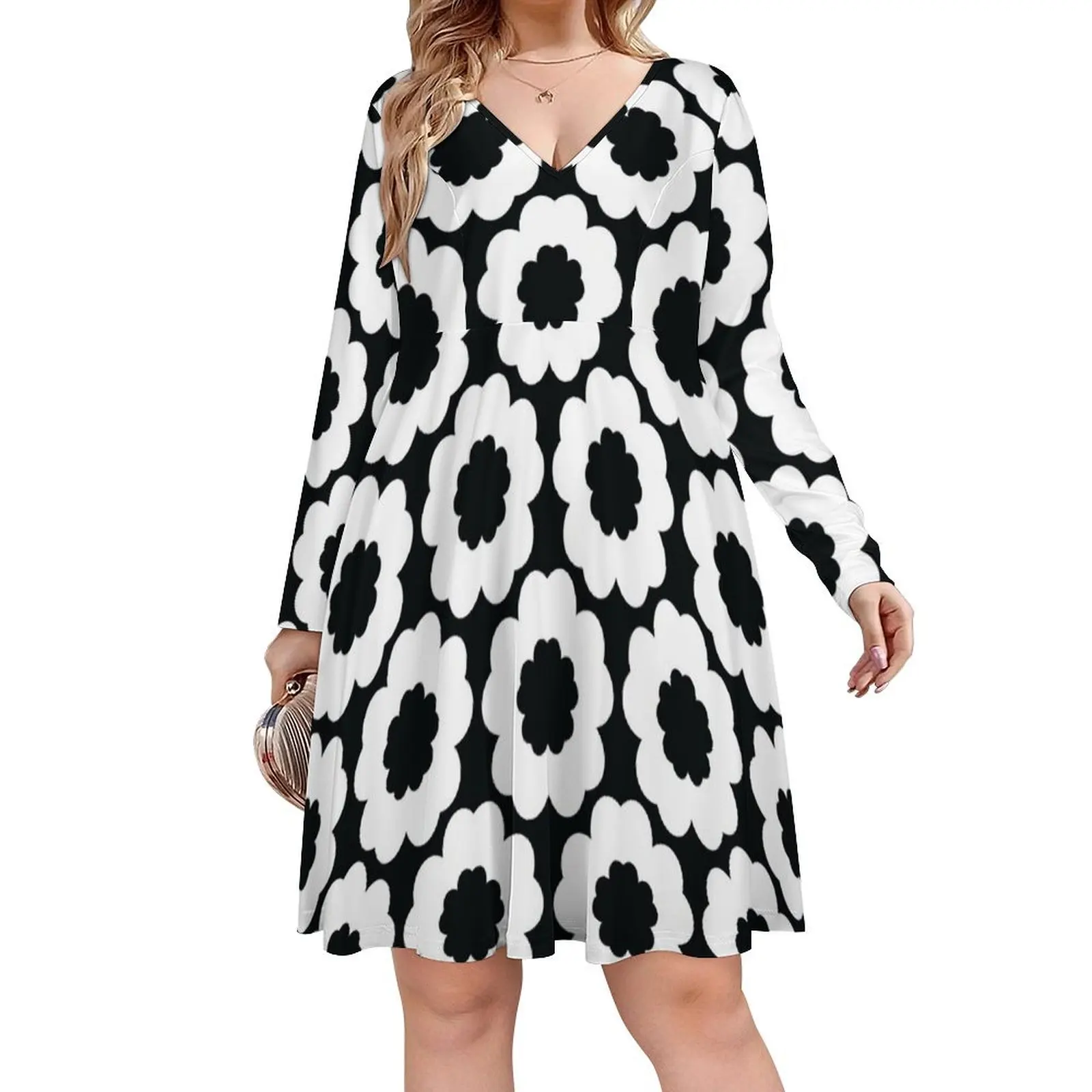 

Retro Black n White Flower Power Seamless Pattern Print Oversized V-neck Dress Elegant gown