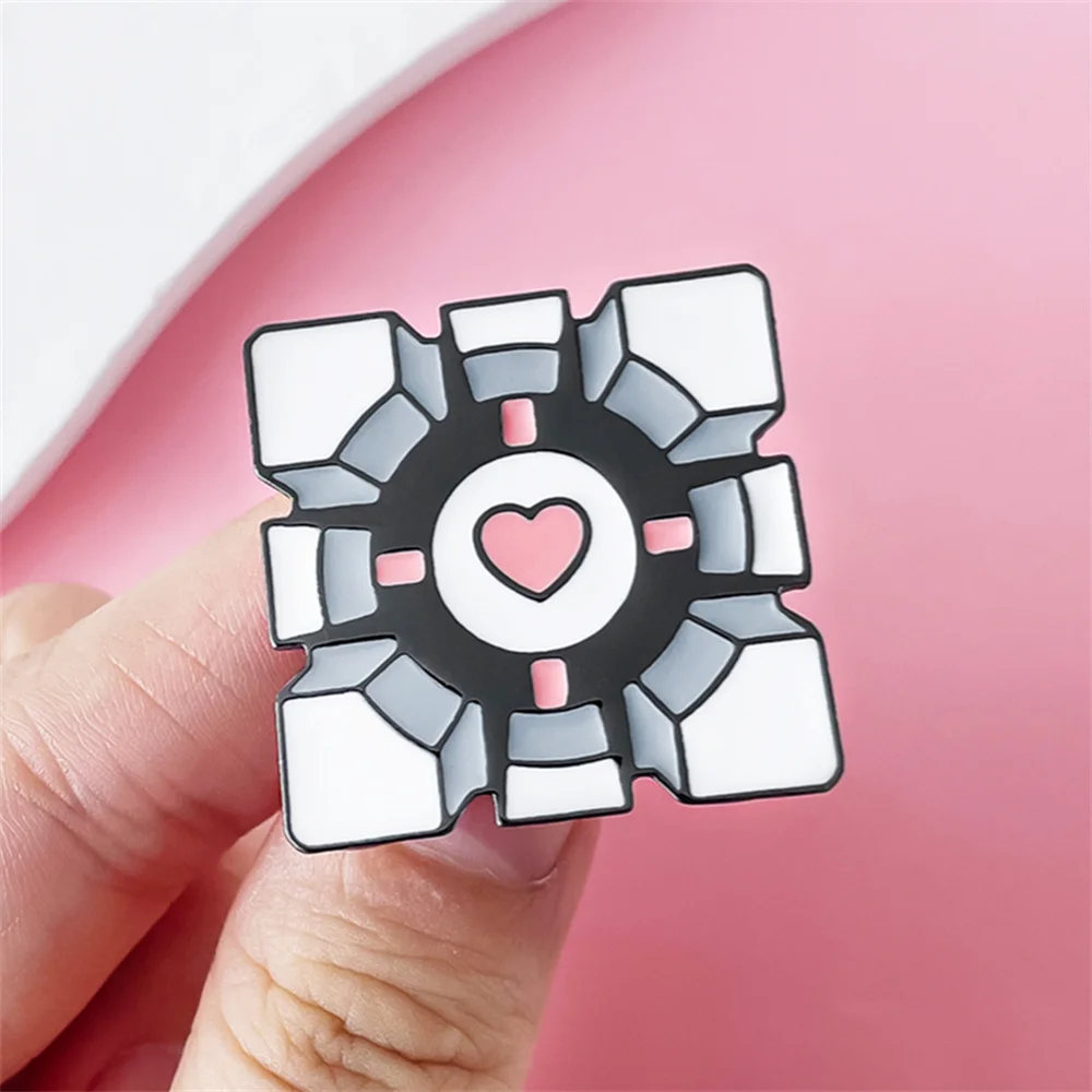 Portal Weighted Companion Enamel Pins Cute Heart Cube Game Same Brooch Backpack Lapel Badge Jewelry Accessories Fans Gifts