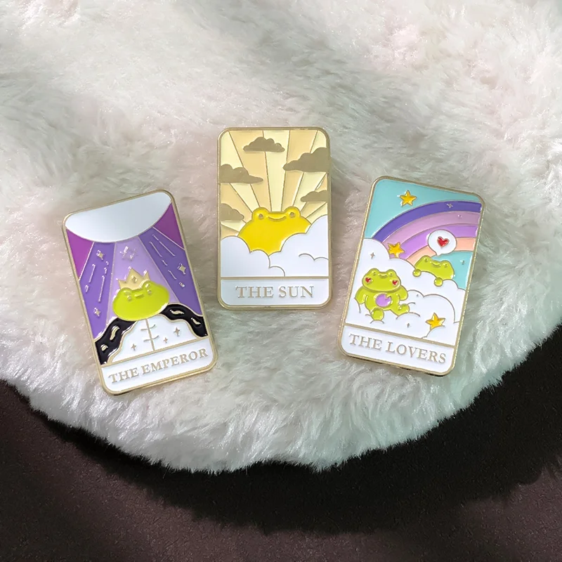 Astrology Tarot Enamel Pin Custom The Star Sun Lovers Fool Crown Frog Brooches Lapel Badge Cartoon Animal Jewelry Gift Wholesale