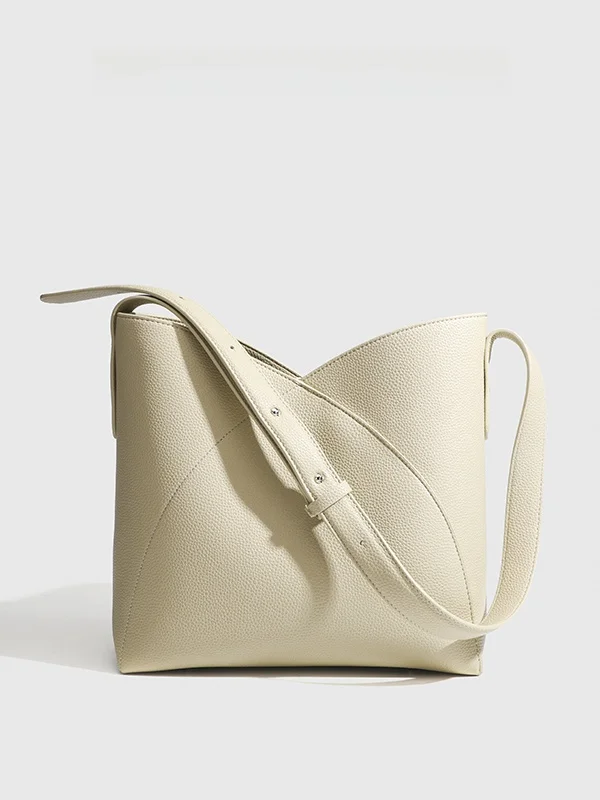  Bucket Bag by CHARLIEKITTY Soft Square Shape Single Shoulder Handbag with Zipper Dark Bag for Women Spring 2026