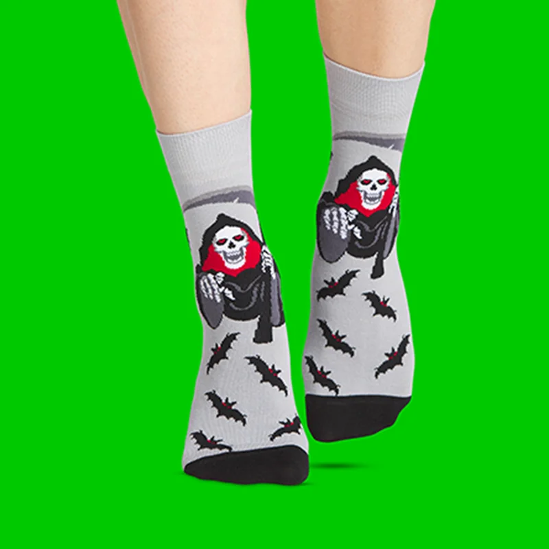 

2024 New Style Halloween Death Skull Bat Unisex Crew Socks Women Men Novelty Cotton Creative Socks Couple Halloween Gifts Bulk