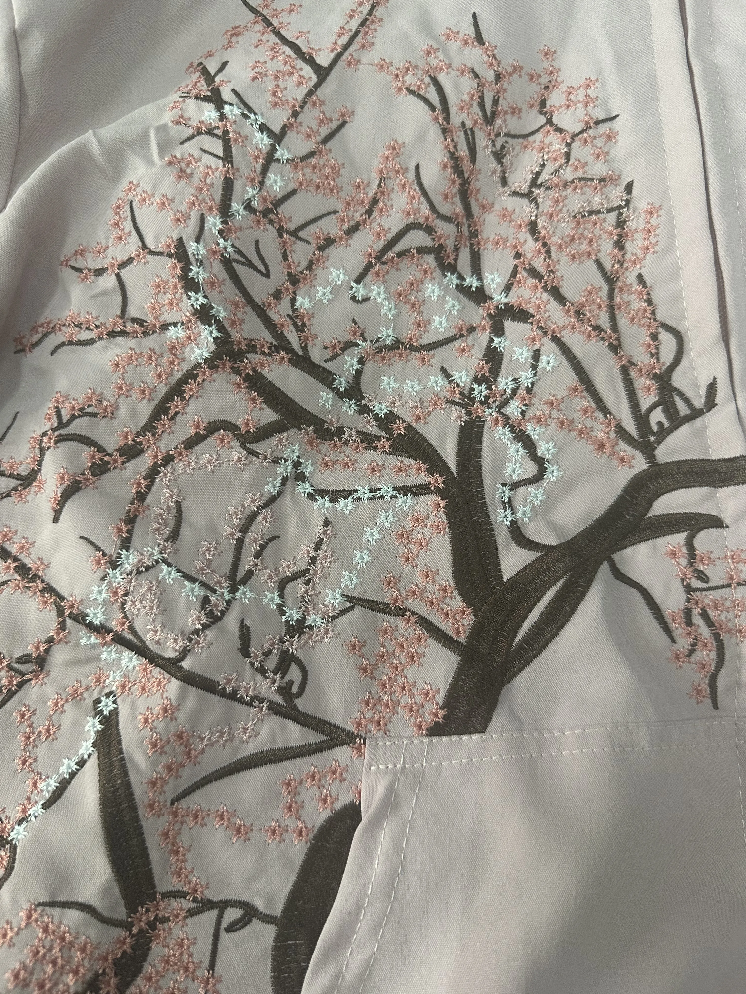 جينز بقلنسوة مطرز بزهر الكرز بتصميم عتيق غير رسمي بنطال ذو قصة أرجل واسعة ملابس Y2K بدلة جينز فضفاضة مطرزة للرجال