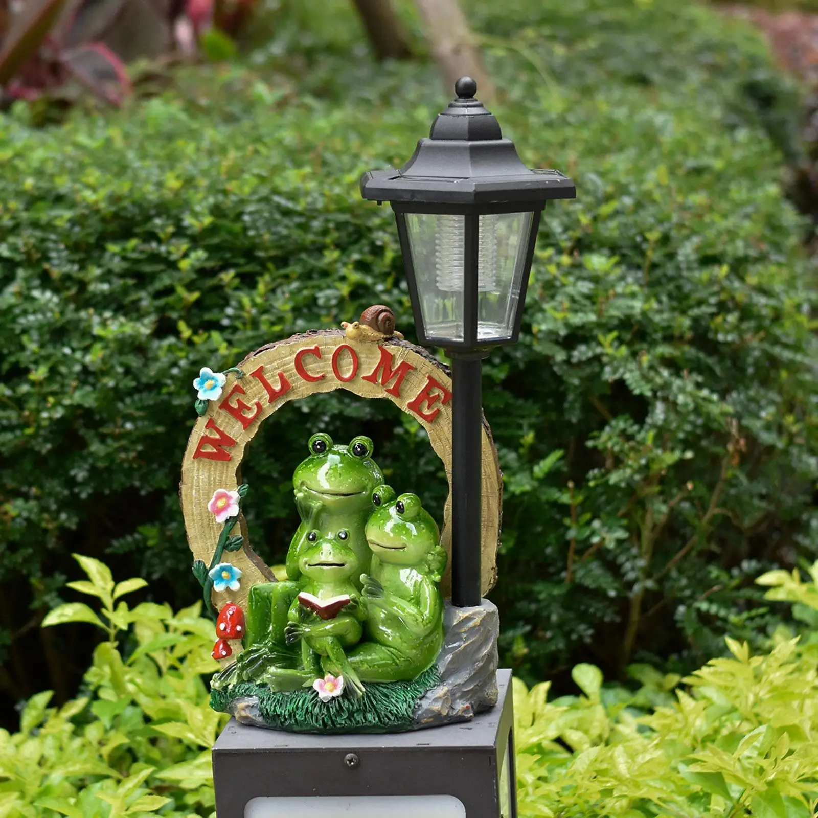 Solar Powered Light Garden Frog Statue Lovely Outdoor Decor Craft Lamp Ornament Decorative Lighting for Balcony Backyard Lawn