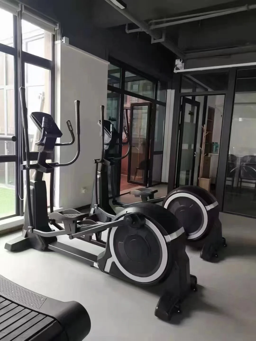 Groothandel commerciële fitnessapparatuur van hoge kwaliteit Elliptische oefenmachine Elliptische crosstrainer