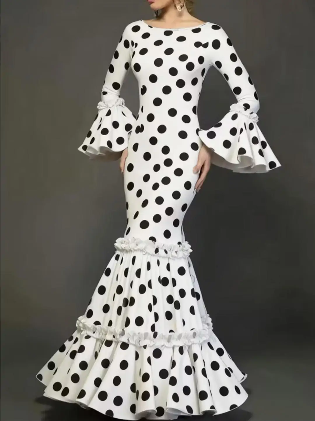 2026 Elegant Flare Sleeve Black and White Dot Party Dress Women Long Sleeve Fishtail Dress Long Evening Dress