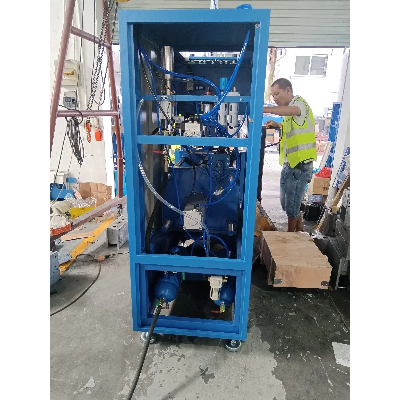 Easy Operation Two-Chamber Semi-Automatic Blower, 10ml-3L PET Plastic Bottle Making Machine