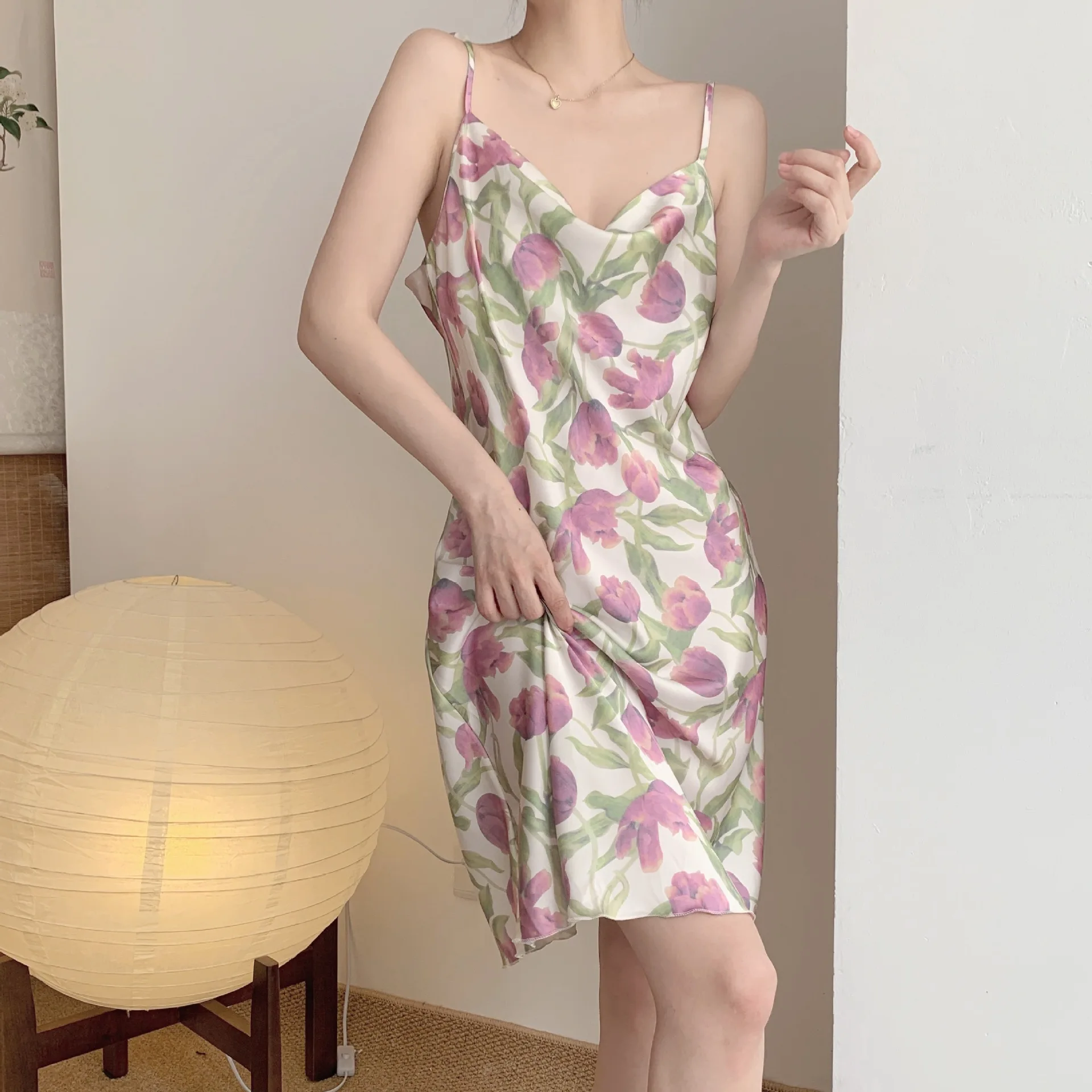 Women Satin Nightgowns Spaghetti Straps Sleepdress Sexy V-neck Sleepwear Floral Print Nightwear Ice Silk Sleeveless Night Dress