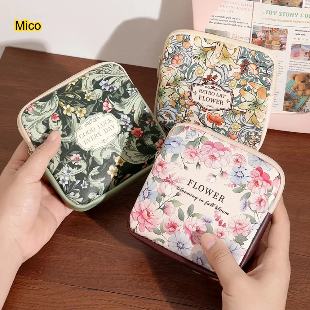 

Van Gogh oil painting portable change headphones data cable lipstick storage bag portable monthly bag for women