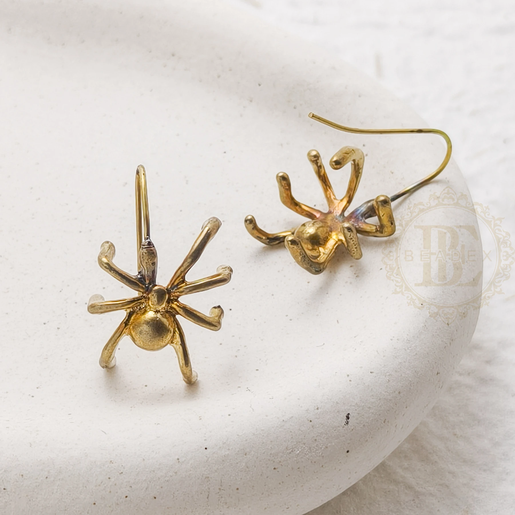 DIY Supply-2 Pieces (One Pair) Solid Brass Earring Post with Brass Pin - Spider 28x16mm (4923C-15) - view 6