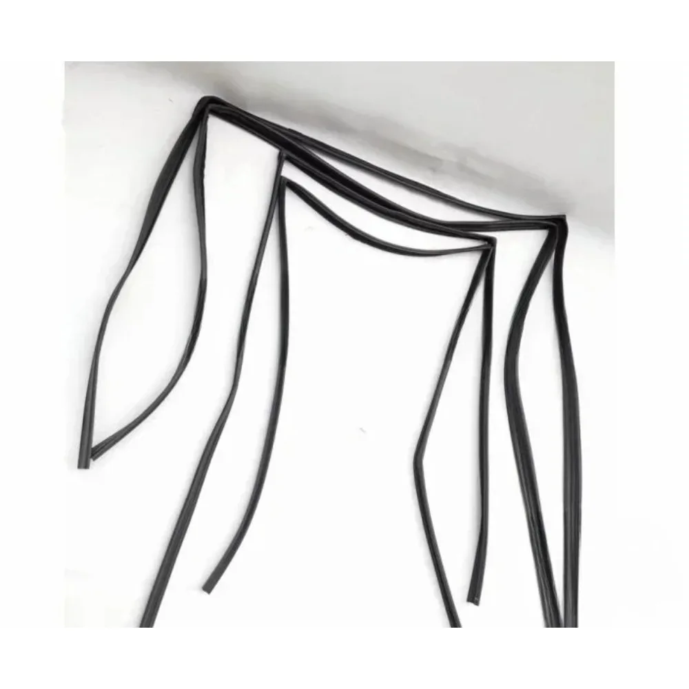 FR/FL/RR/RL Glass Mud Channel Window Sealant Strip 5705A219 5705A220 MR436791 MR436792 For Pajero Montero