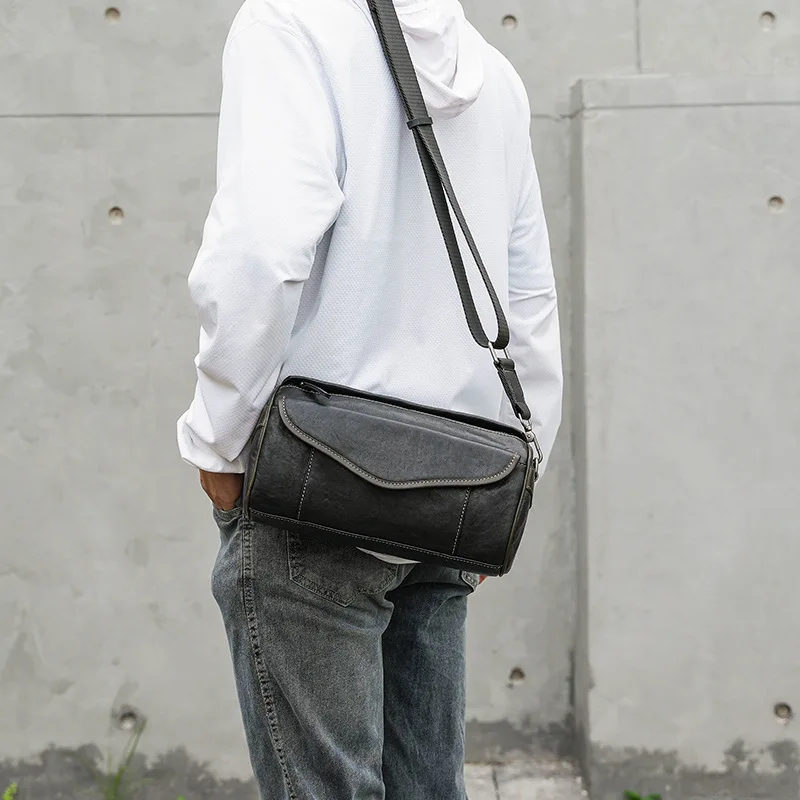 Crossbody Bags for Men Handbags Men Purses Genuine Leather Crossbody Bag Street Trend Single-shoulder Bag Retro Grab By Hand
