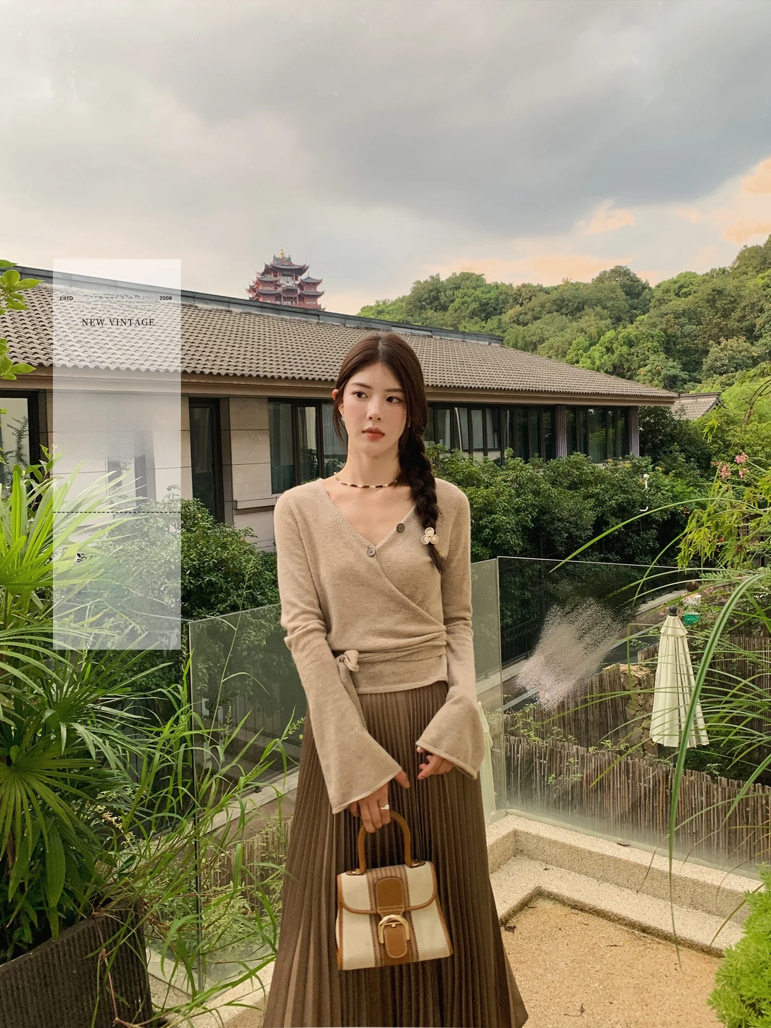 Korean Sle Wrap Kni… - image