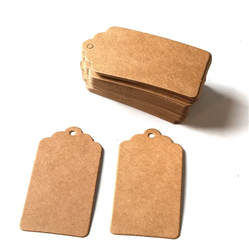 Fashion NEW Packaging Label 100pcs Brown Kraft /black/white Paper Tags DIY scallop Label Wedding Gift Decorating Tag