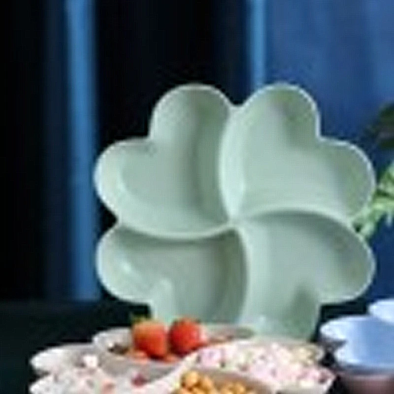 

4-Grid Fruit Plate Tray Heart Shaped Creative Plates Storage Box Dried Fruit Snack Plates Divided Candy Dessert Plate Container
