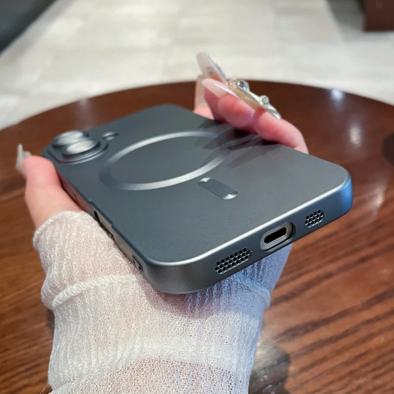 Luksusowe matowe etui silikonowe dla iPhone 16 15 14 13 12 11 Pro Max Plus dla Magsafe Magnetic Lens Film Protector Soft Cover