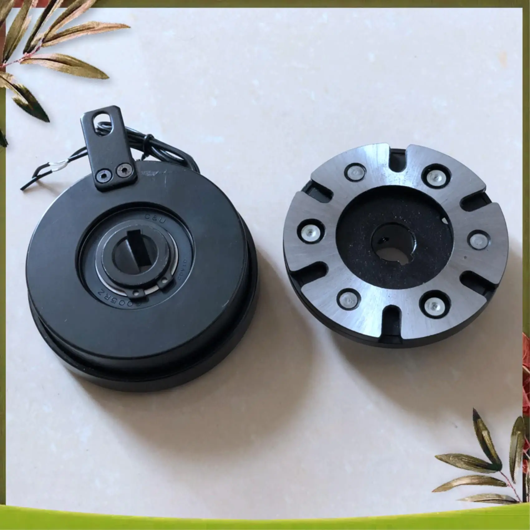 

Portable DLD6-05 Electromagnetic Clutch A Type Single Plate Clutch DC24V Dry Type Automatic Clutch Bearing Engine Accessories