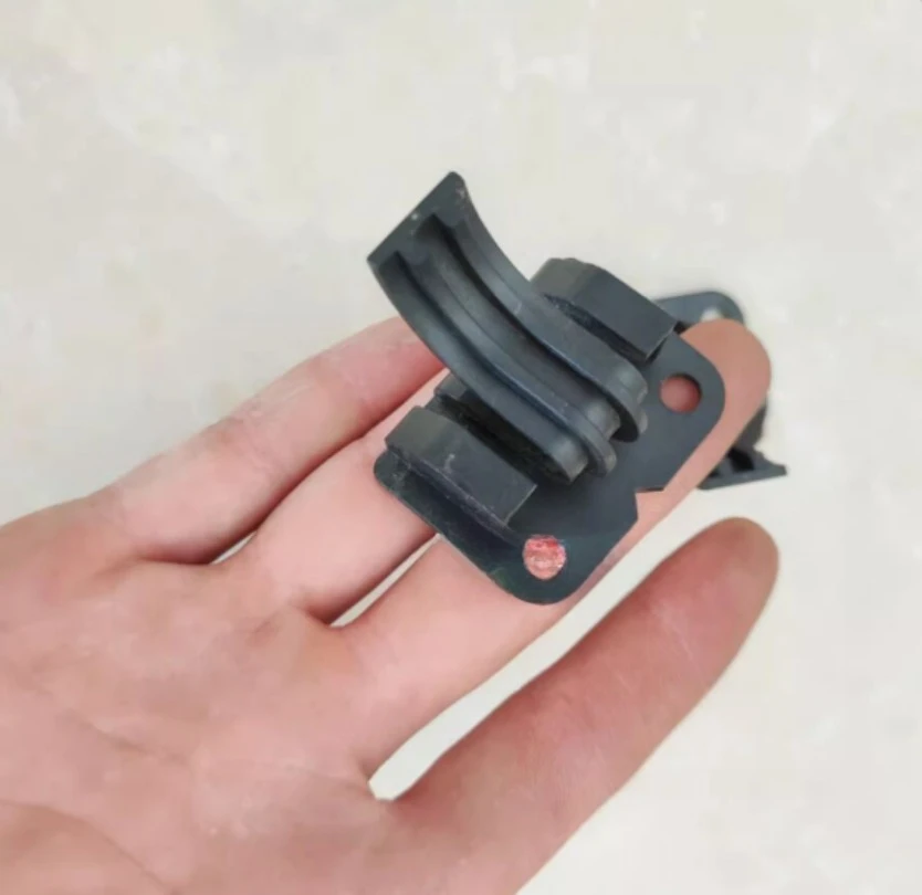 1Pc for Porsche Cayenne seat clip 03 to 10 models Cayenne seat rear backrest clip bracket buckle