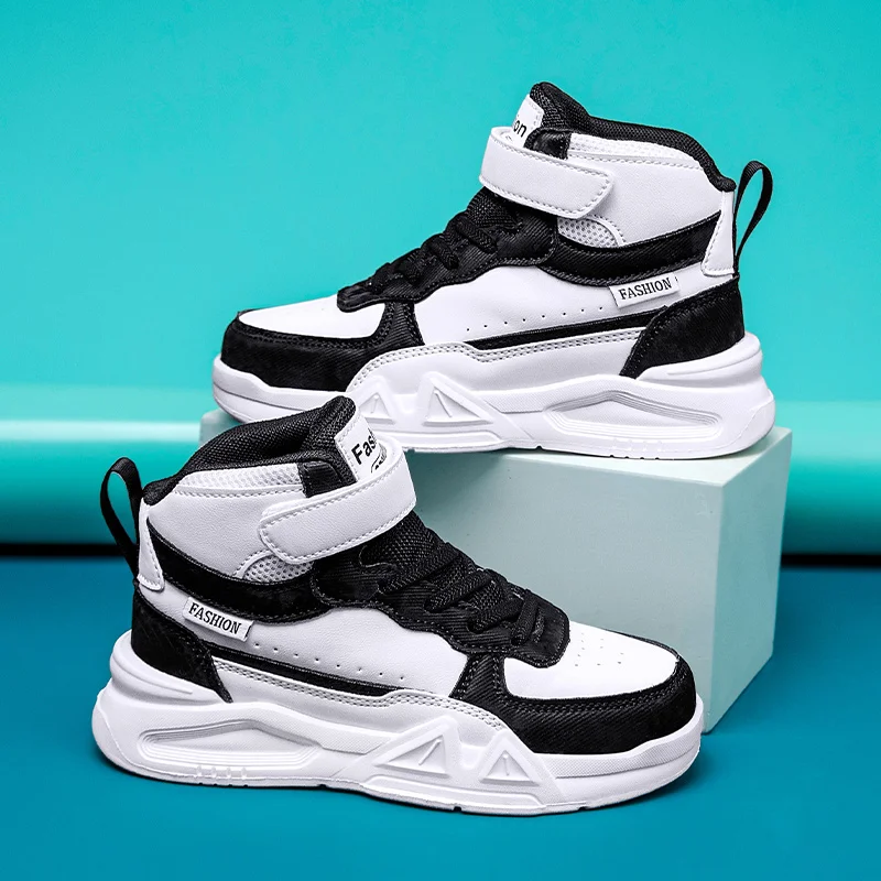 أحذية رياضية عصرية للأطفال البنات أحذية رياضية عالية الجودة تصميم نعل سميك للأطفال أحذية جلدية مضادة للانزلاق ملابس غير رسمية للارتداء اليومي