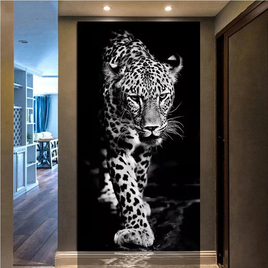 Black And White Wal…