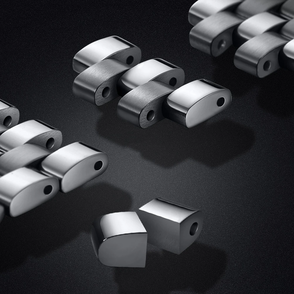 

Classic Silver Stainless Steel Watch Band 18mm Replacement Strap Durable Fashion Wristband for Men Women Replacement Watch Band